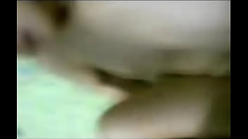 Gadis Indonesia Cantik Dihardiki Dari Belakang