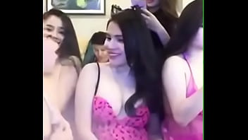 Gadis Tionghoa Seksi Lagi Asyik Main Sendiri