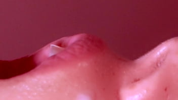 Adik Tiriku Disemprot Muka Bagian Ketiga