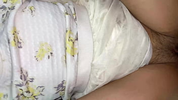 Gadis Perawan Meminta Gurunya Yang Tebal Kontolnya Untuk Mengentot Memeknya