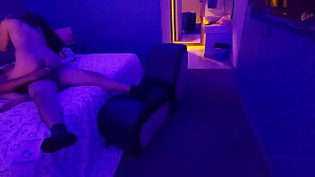 Ibu Janda Doyan Dikocok Dua Kontol Di Motel, Cerita Panas Part 2