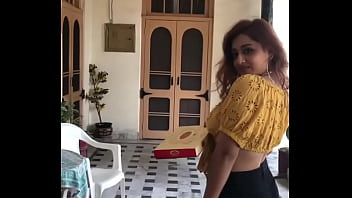 Gadis Desi Seksi Tanpa Bra