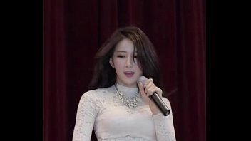 Gadis Korea Seksi Menggoda