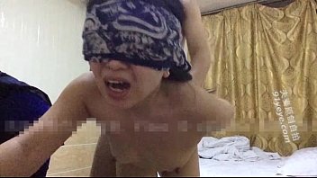 Pria Tiongkok Menggila-gilakan Istrinya Di Ranjang