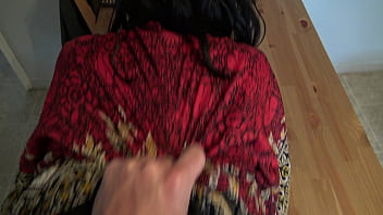 Pembantu Rumah Tangga Turki Kaget Saat Bosnya Mengeluarkan Kontol Besar Dan Memaksanya Berhubungan