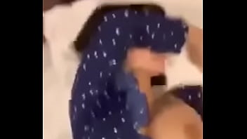 Wanita Tionghoa Digoyang Ranjang