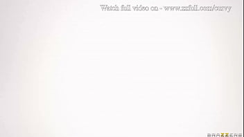 Ditujukan Untuk Melayaninya – Cj Miles / Brazzers / Streaming Lengkap Di Www.zzfull.com/curvy