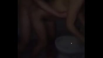 Gadis Tionghoa Panas Di Kamar Mandi