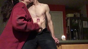 Nyonya Arab Amatir Ngesot Dan Ngocok Kontol Gede Buat Camilan Tengah Malam