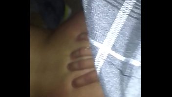 Ah, Si Gadis Asia Yang Bikin Panas