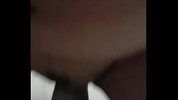 Gadis Malam Ini Hampir Tak Kuasa Menahan Nikmatnya Batang Penaku