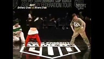 Goyangan Seksi Gadis Korea Di Trailer Physicx Cup – Youtube.flv