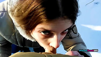 Tante Rusia Yang Nakal Menghisap Kontolku Di Luar Ruangan, Bikin Aku Ketagihan