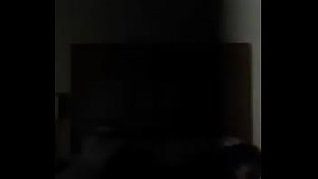 Gadis Tionghoa Berkulit Gelap Telanjang Bulat Di Kamar Tidur Bagian 2