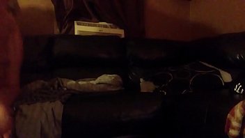 Jadi Bonekaku Malam Ini