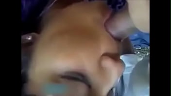 Desi Ngesekin Kontol Dengan Mulut Yang Menggoda