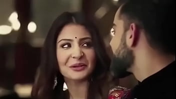 Sensualitas Hindi Yang Menggoda Dan Penuh Nafsu