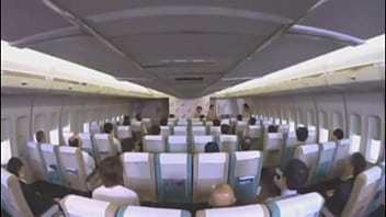 Gadis Oriental Menggoda Di Bandara