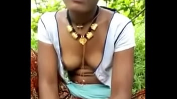 Gairah Liar Di Alam Terbuka Bersama Kekasih Desi