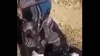 Membasahi Jilbab Dengan Pancaran Mesra