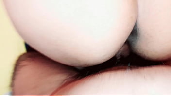 Kisah Mesra Desi Yang Membara