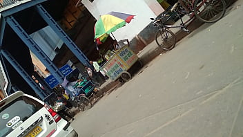 Gadis Desi Yang Menggoda