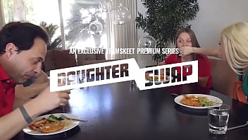 Ibu Tiri Jadi Tangan Kanan Dan ‘tangan Lain’ Buat Anak Tirinya Setelah Kecelakaan