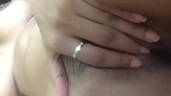 Aksi Rahasia Desi Yang Menggoda