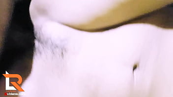 Lebih Dalam Dari Suamiku Yang Tak Pernah Bisa Memuaskanku