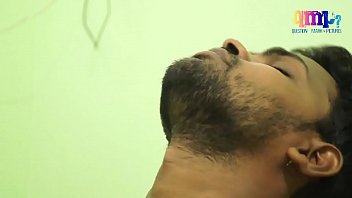 Gairah Tersembunyi Ibu Rumah Tangga India Dengan Insinyur Software