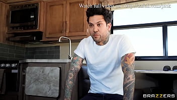 Gadis Jalang Numpang Mobil Langsung Digituin