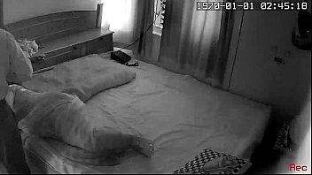 Istri Tua Buddha Digoyang Ganas Chudai Desi