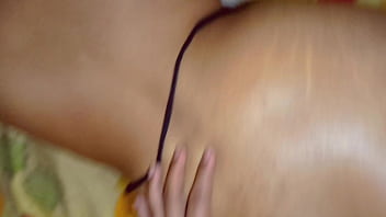 Ibu Tiri Yang Bergairah Ingin Ditiduri Dengan Audio Hindi Yang Jelas