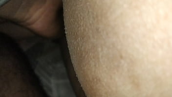 Istri Desi Yang Menggoda Dan Siap Memuaskan Hasrat