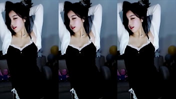 Cô Gái Trung Quốc Uốn éo Quyến Rũ Với điệu Nhảy Sung Nóng Bỏng