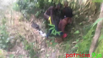 Patricia Yang Montok Digoyang Habis-habisan Anak Tiri Di Pinggir Jalan