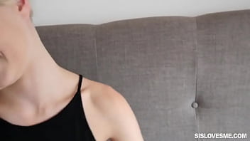 Adik Tiri Pirang Elsa Jean Dihajar Dan Ditembus Habis-habisan