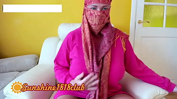 Gadis Muslim Arab Khalifa Live Webcam Pukul 09.30 Dengan Gaya Yang Menggoda
