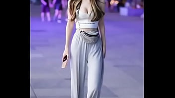 Gadis Seksi Dengan Tubuh Hot Dari Depan Dan Belakang