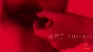 Gadis Tionghoa Digilir Di Kamar Kosnya