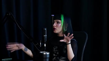 Gadis Polos Ini Nekat Terjun Ke Dunia Film Panas, Digelandang Ke Ruang Kepala Sekolah Gara-gara Adegan Mesumnya Bocor, Lalu Direnggut Keperawanannya Di Atas Ranjang Ibunya Sendiri – Kisah Panas Carol Rhcp