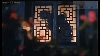 Gadis Oriental Yang Menggoda