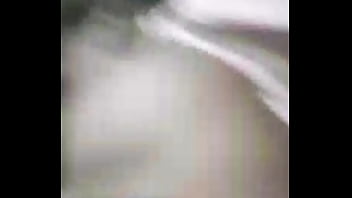 Gadis India Yang Menggoda Dengan Lekuk Tubuhnya Yang Memikat