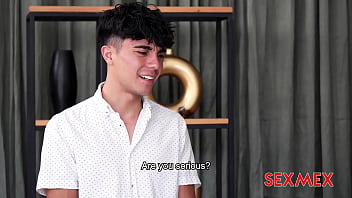 Silvia Santez: Ibu Menjadi Model Panas Yang Membuat Gairah Berkobar – Bab 1