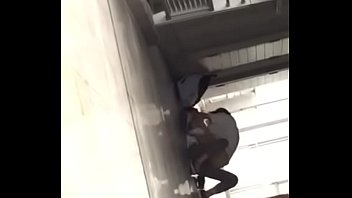 华师走廊上的激情缠绵