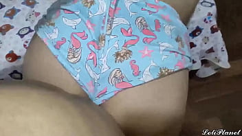 Saat Ibu Pergi, Ayah Tiriku Menggodaku – Hari Ketika Ayahku Memanfaatkanku