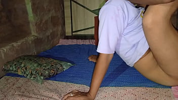 Raat Ki Andheri Mein Bhabhi Ko Zor Zor Se Chodkar Chilla Uthi, Saali Ki Chikhein Sunkar Lund Aur Khada Ho Gaya