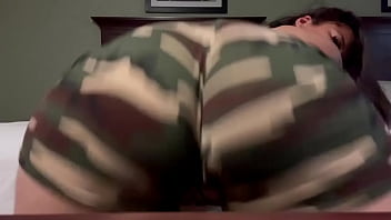 Pantat Asia Yang Menggoda Dan Menggairahkan