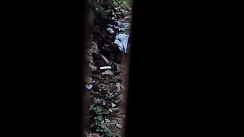 Video Panas Desi Yang Menggoda Dengan Adegan Basah-basahan