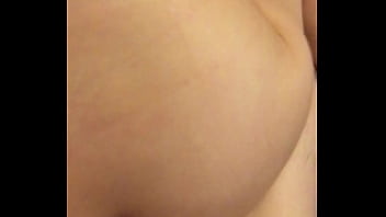 Gadis Tionghoa Mengaduh Dan Mengerang Penuh Nafsu